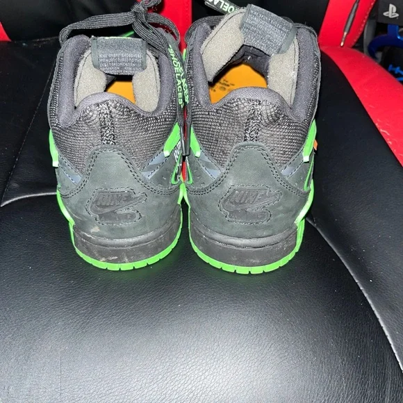 Off white dunk size 10 no zip tie